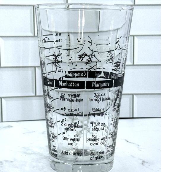 1960 Vintage Libby Bartender Bar Cocktail Mixed Drink Recipe Shaker Glass - Picture 1 of 5